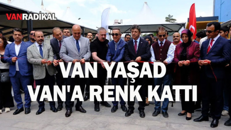 VAN YAŞAD VAN'A RENK KATTI 